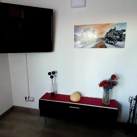 Aisha House Chalet *